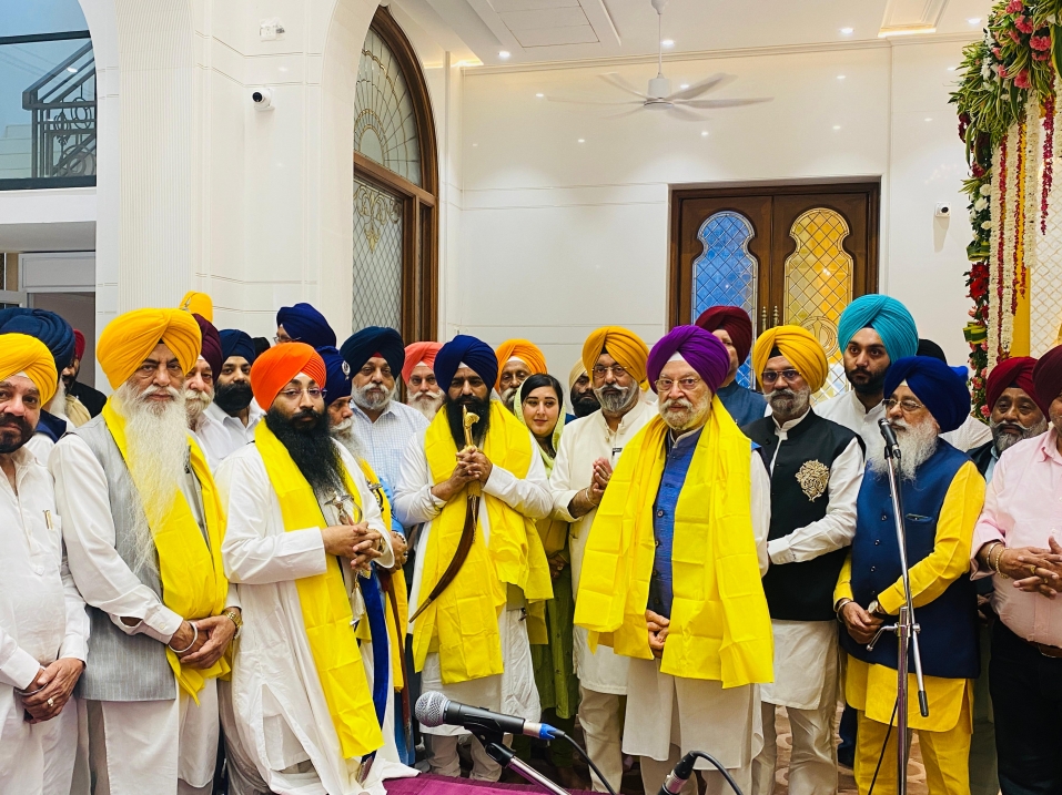 गुरु गोबिंद सिंह साहिब जी और माता साहिब कौर जी के ‘जोड़ा साहिब’ को लेकर जयकारों की गूंज में पटना साहिब के लिए रवाना हुई “चरण सुहावे गुर चरण यात्रा”